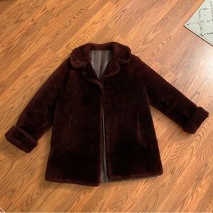 Fur Label Authority Real Genuine Fur size small Vintage mounton coat